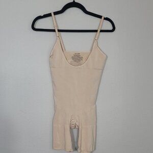 SPANX Mid Thigh Bodysuit Size 2X 10244r Beige Power Open Bust Nude